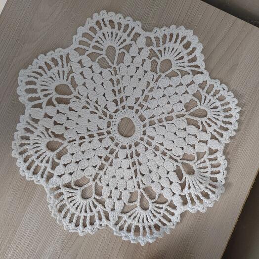 Салфетка декоративная ручной работы