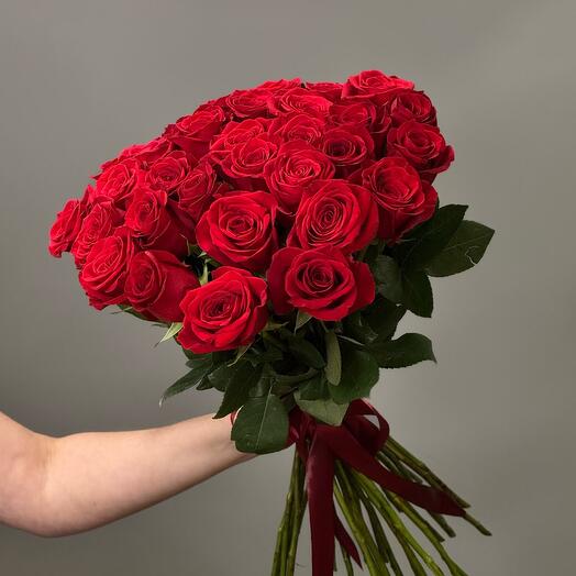 35 red roses under the ribbon