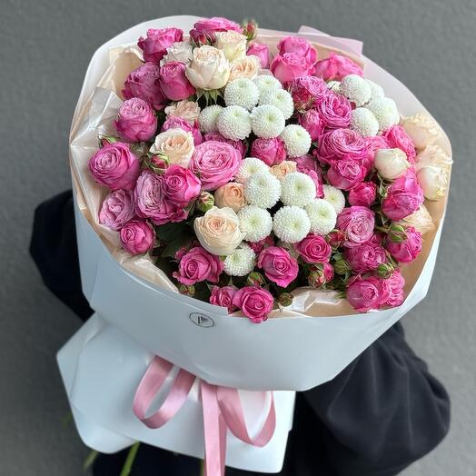 Букет из пионовидных кустовых роз XL