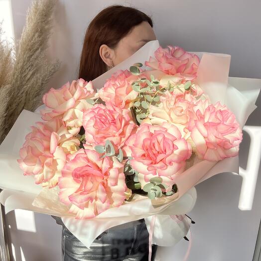 Французские розы с эвкалиптом💕