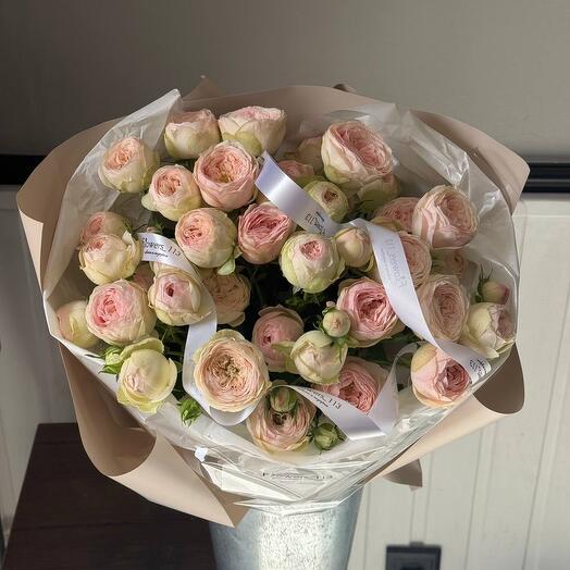 9 пионовидных роз 💞