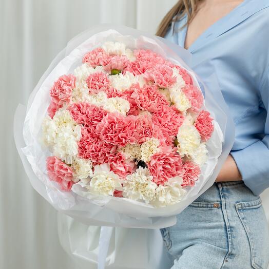 Букет из 51 диантуса микс Сбирис