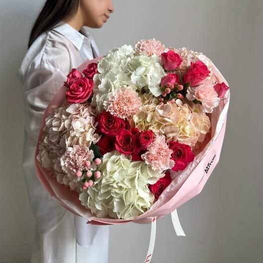 Букет "Цветочный сад", размер М