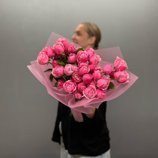 Букет из пионовидных кустовых роз Сильва пинк