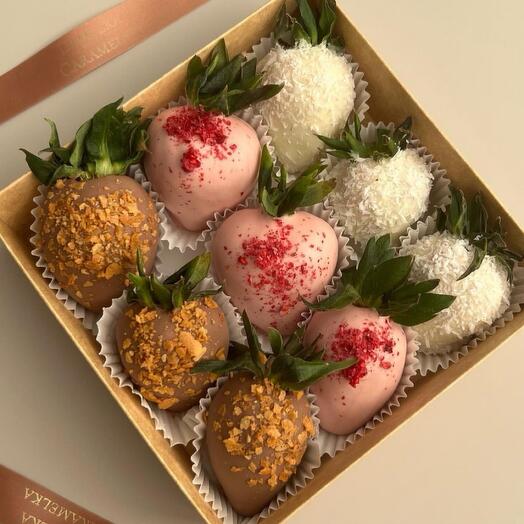 Клубника в шоколаде «Sweet Love Box»