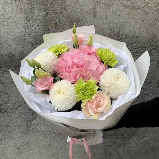 Bouquet with hortenzija