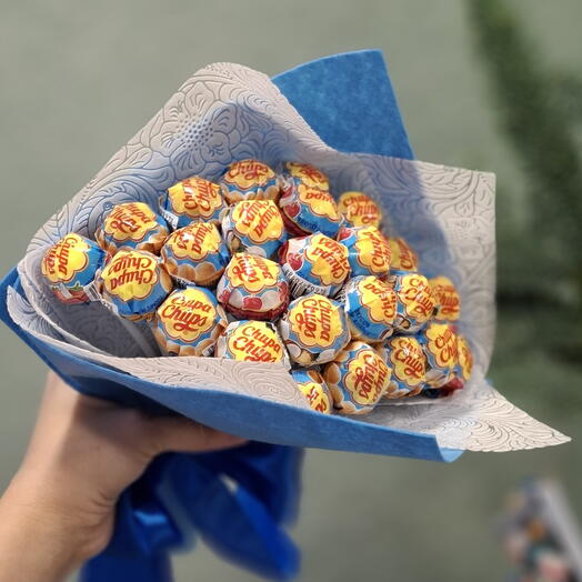 Букет из чупа-чупсов