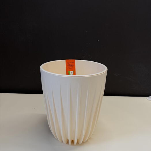 Кашпо 3,3л Пластик