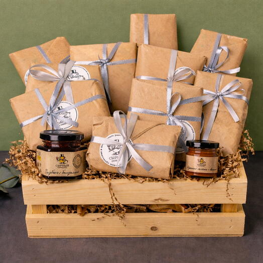 Gift cheese box "Legends of Switzerland (large)"