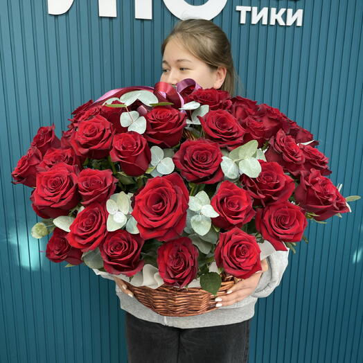Wow Корзина с 51  эквадорской розой