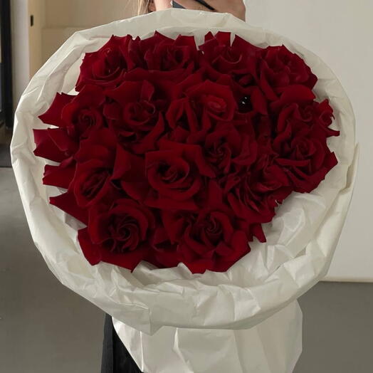 Французские красные розы 🌹 ️