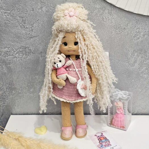 Кукла ручной работы, вязаная игрушка, подарок девочке