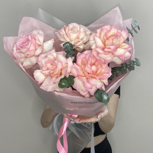 Красивый букет цветов 💝
Французские розы / цветы в Уфе с доставкой