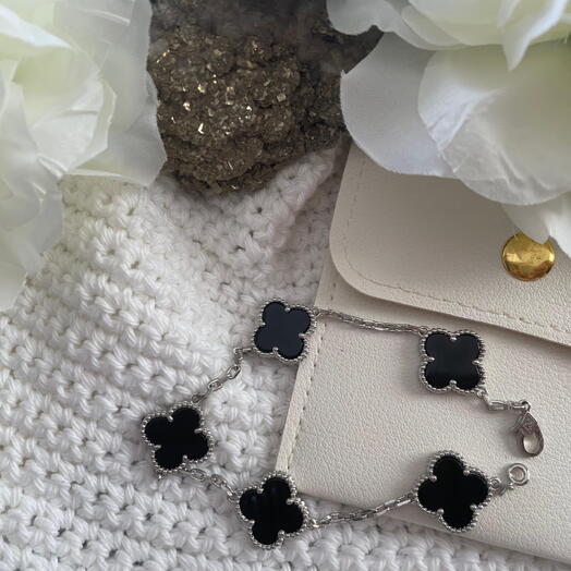 Gold-plated clover bracelet