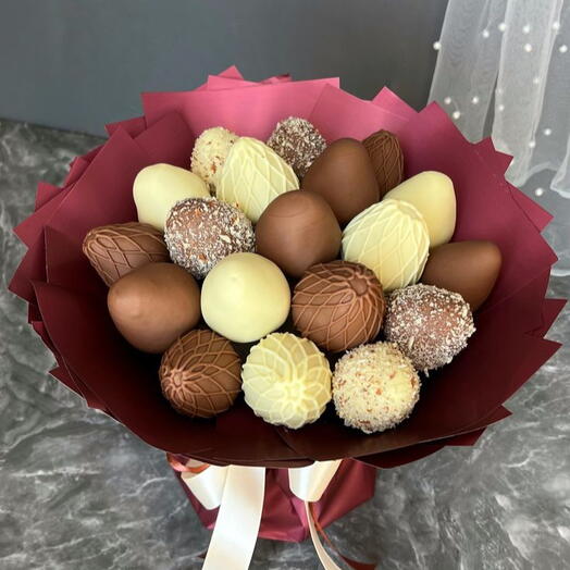 Choco Elegance Strawberry Bouquet