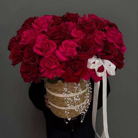 Корзина с цветами «Love» ️️️