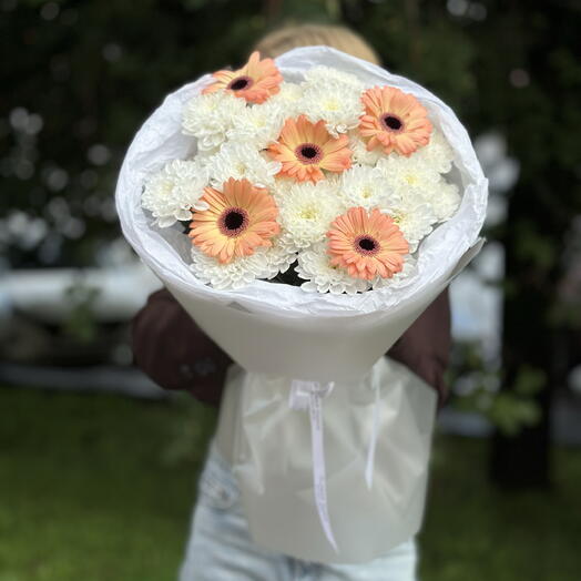 Букет с герберами и хризантемами 🧡