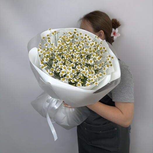 Моно букетик из ромашек