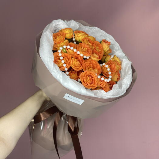 Акция!Букет кустовых роз для мамы,бабушки,жены,дочки,тещи/на день рождение,свадьбу,годовщину,свидание,без повода