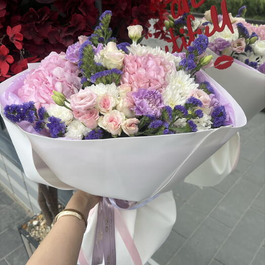 Букет с гортензиями и эустомой💞