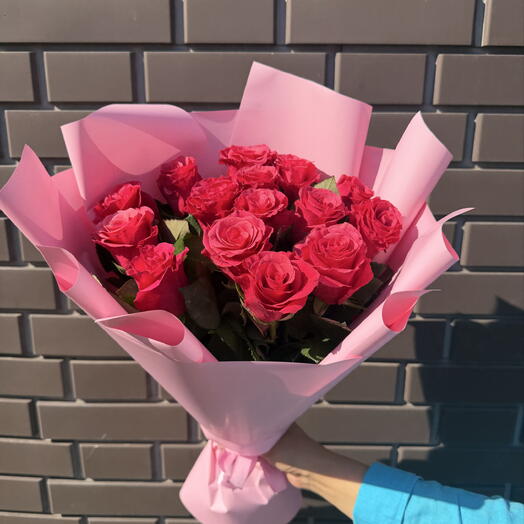 Моно букет из малиновых роз 🌹🌹🌹
