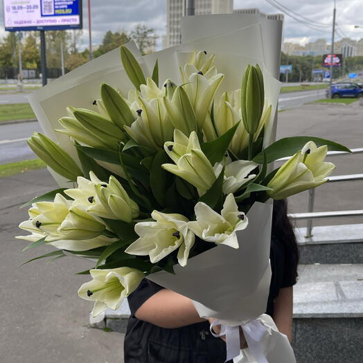 Лилии