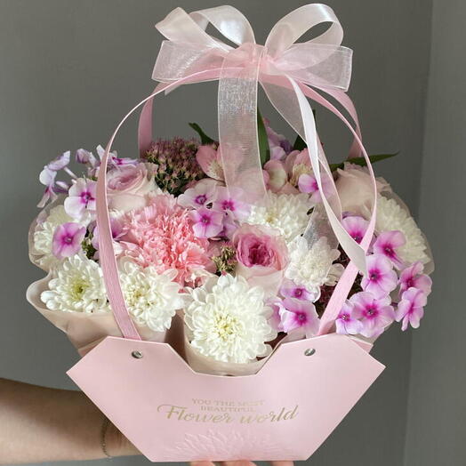 Нежная сумочка цветов🤗🌸