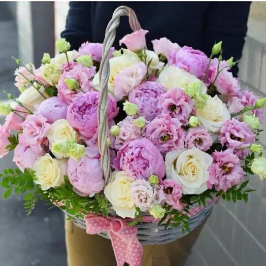 Basket with flowers
