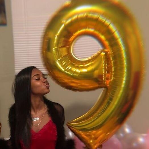 Фольгированный шар с гелием Золотая Девять - 1 метр