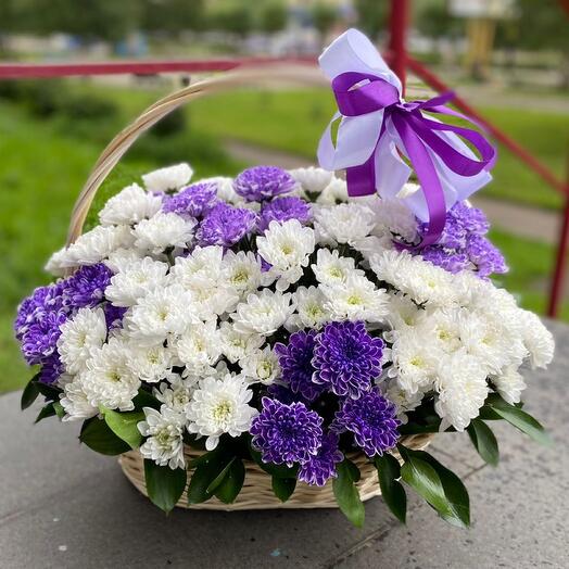 Корзина с цветами