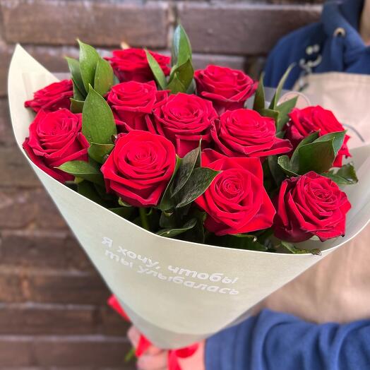 Букет букет из красных роз « LOVE»