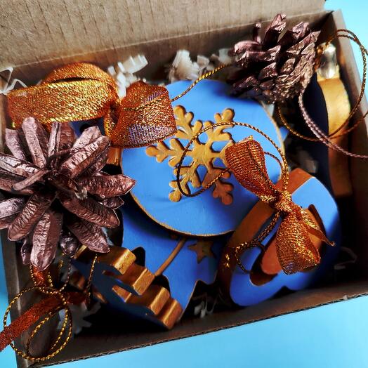 A set of Christmas decorations gift. Lilac