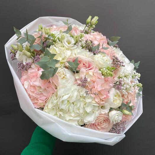 Mix Bouquet with Hydrangeas