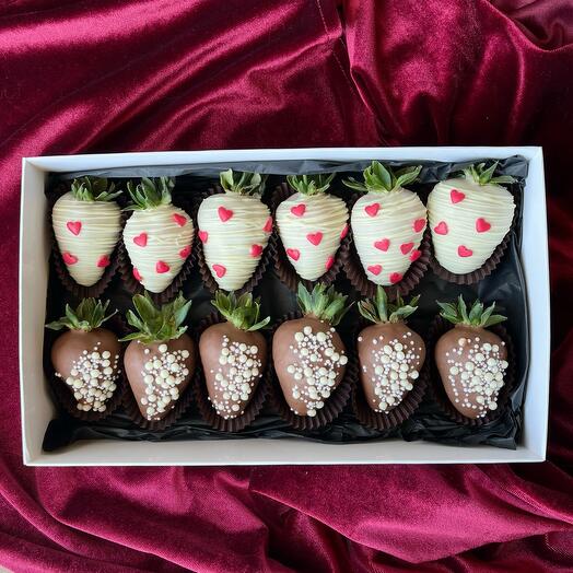 M-size box| strawberries covered chocolate | клубника в шоколаде