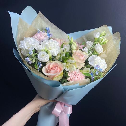 Pale pink bouquet with blue accents