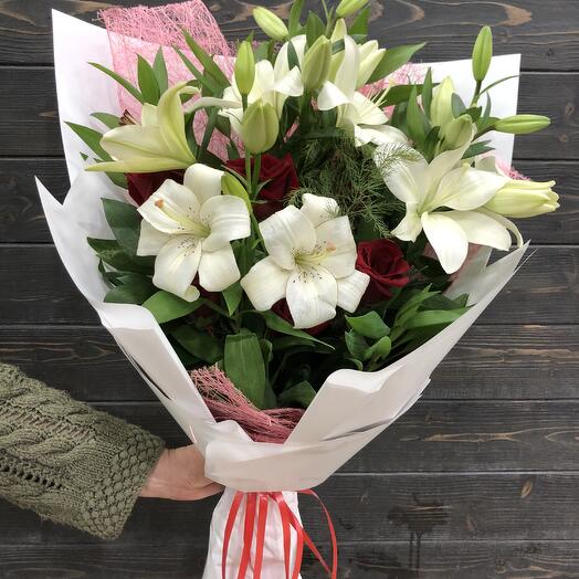 Bouquet of White Lily