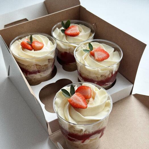 Торт в стакане 4шт клубничные 🍓