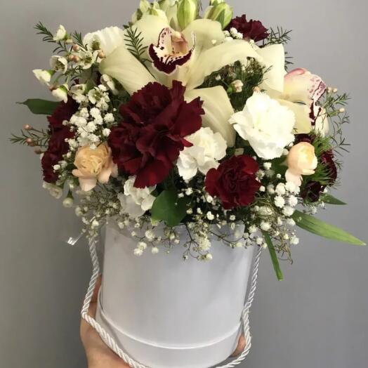 Flower Box ze storczykami i goździkiem