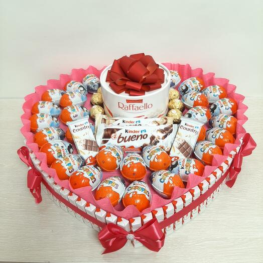 Сердце из киндеров