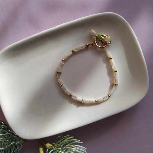 Браслет из перламутра