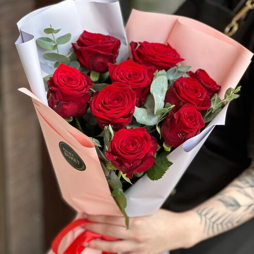 Ramo de rosas rojas