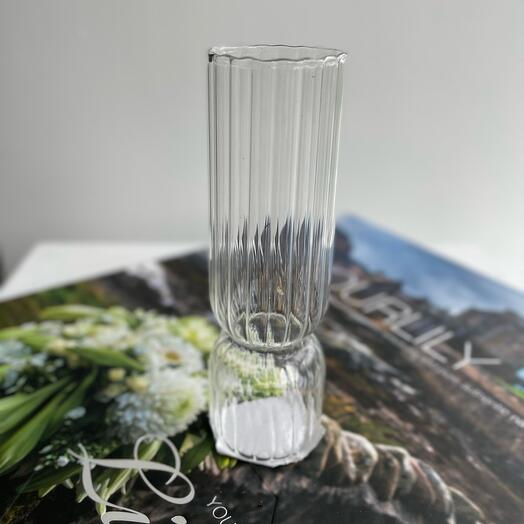 Ваза стеклянная