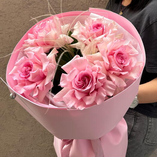 Букет роз голландских