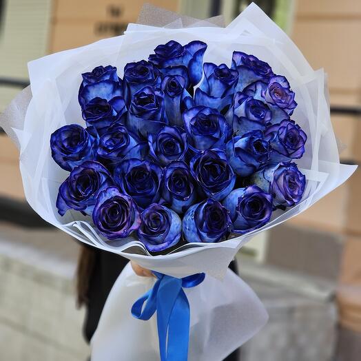 25 blue roses