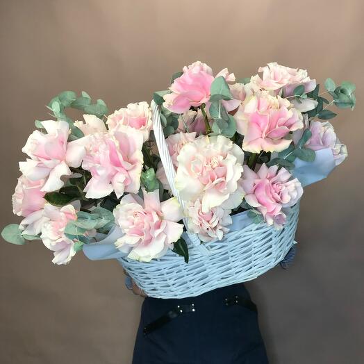Роскошная корзина с французскими розами🎀