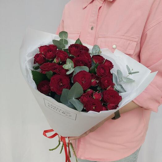 Соберу букет 🌿250 ( 5 кустовых роз с эвкалиптом )