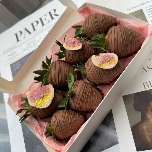 Клубника в шоколаде 🍓 8 шт