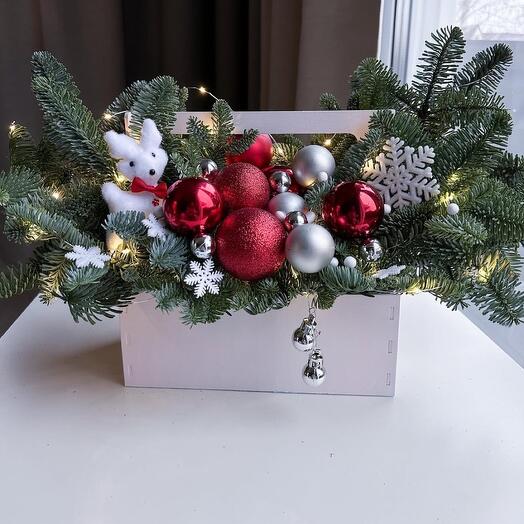 Цветы в коробке