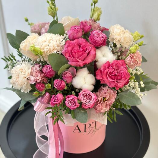 Цветы в коробке 🌸