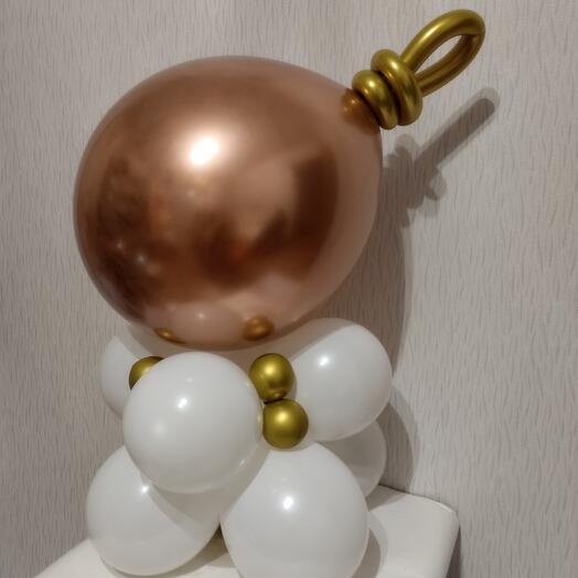 New Year's ball pink
